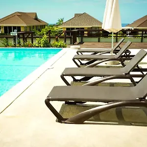 luxury-the-crest-richmond-ocho-rios.greaterantilleshotels.net/